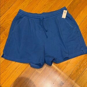 Old Navy Women's Athletic Shorts in Blue